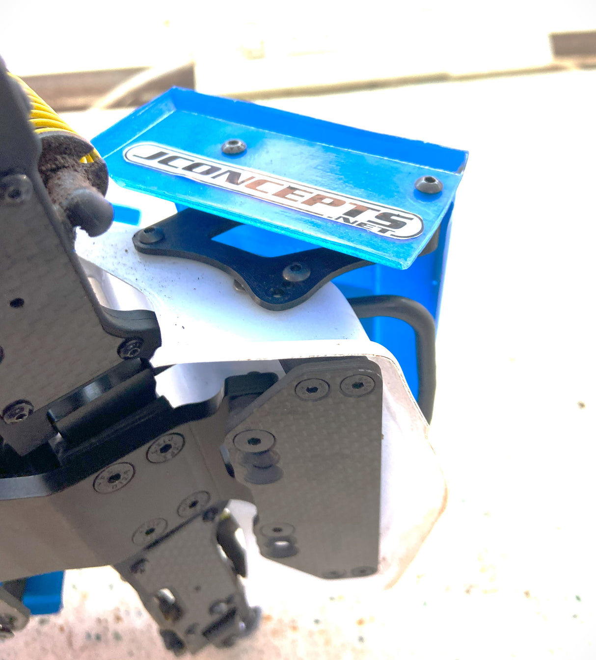 Rocket Front Wing Mount